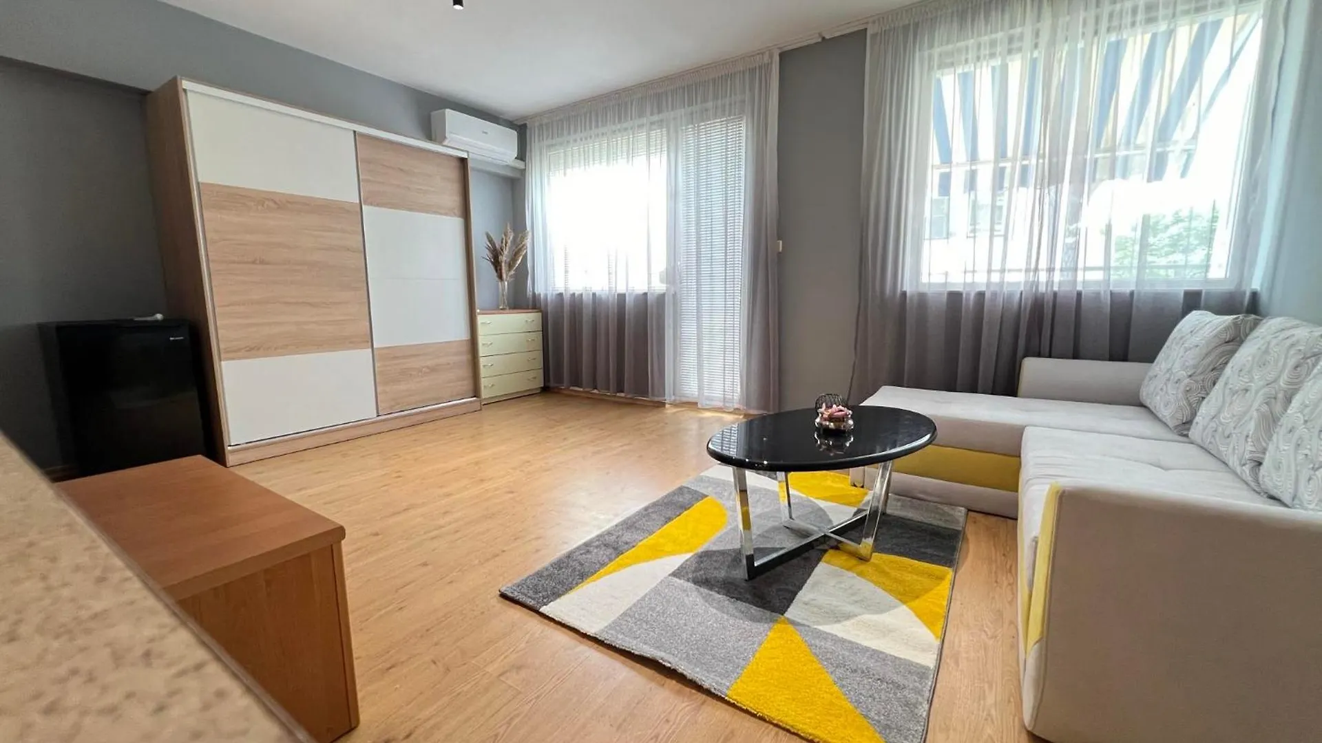 Delux Art Studio Varna Bulgaria