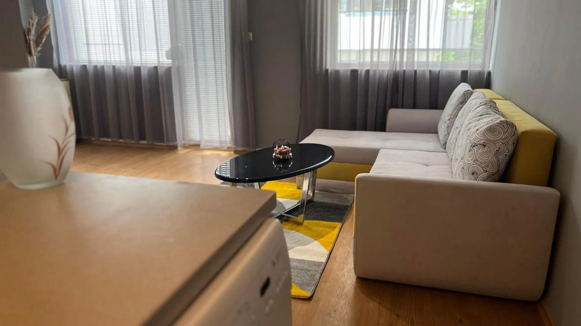 Apartment Delux Art Studio Varna